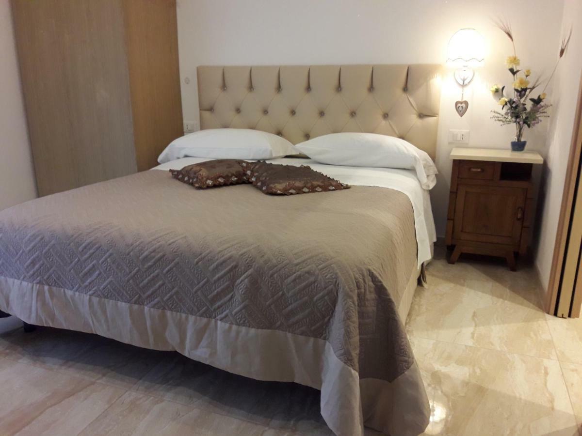 Affittacamere Sorrento Ventimiglia Luaran gambar